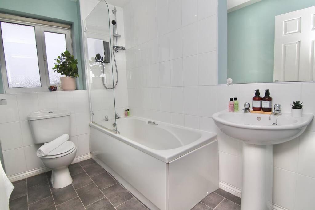 Daimler House - Cosy Home Near Coventry City Centre Exteriör bild