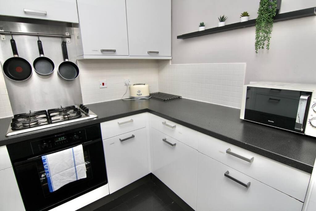Daimler House - Cosy Home Near Coventry City Centre Exteriör bild